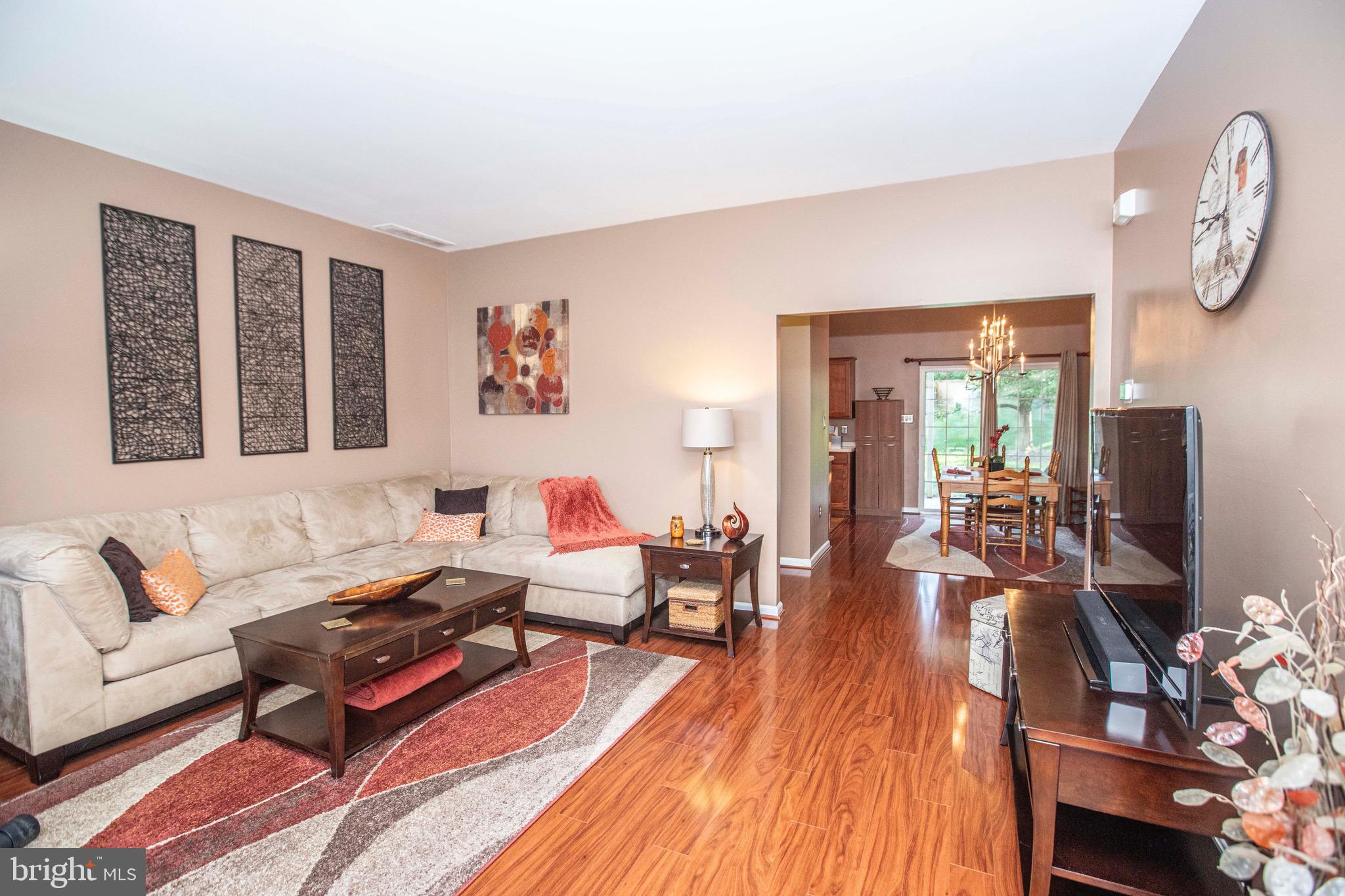 301 Barrington Drive Reading, PA 19607 - Photo 3 of 25 Gallery Image 3