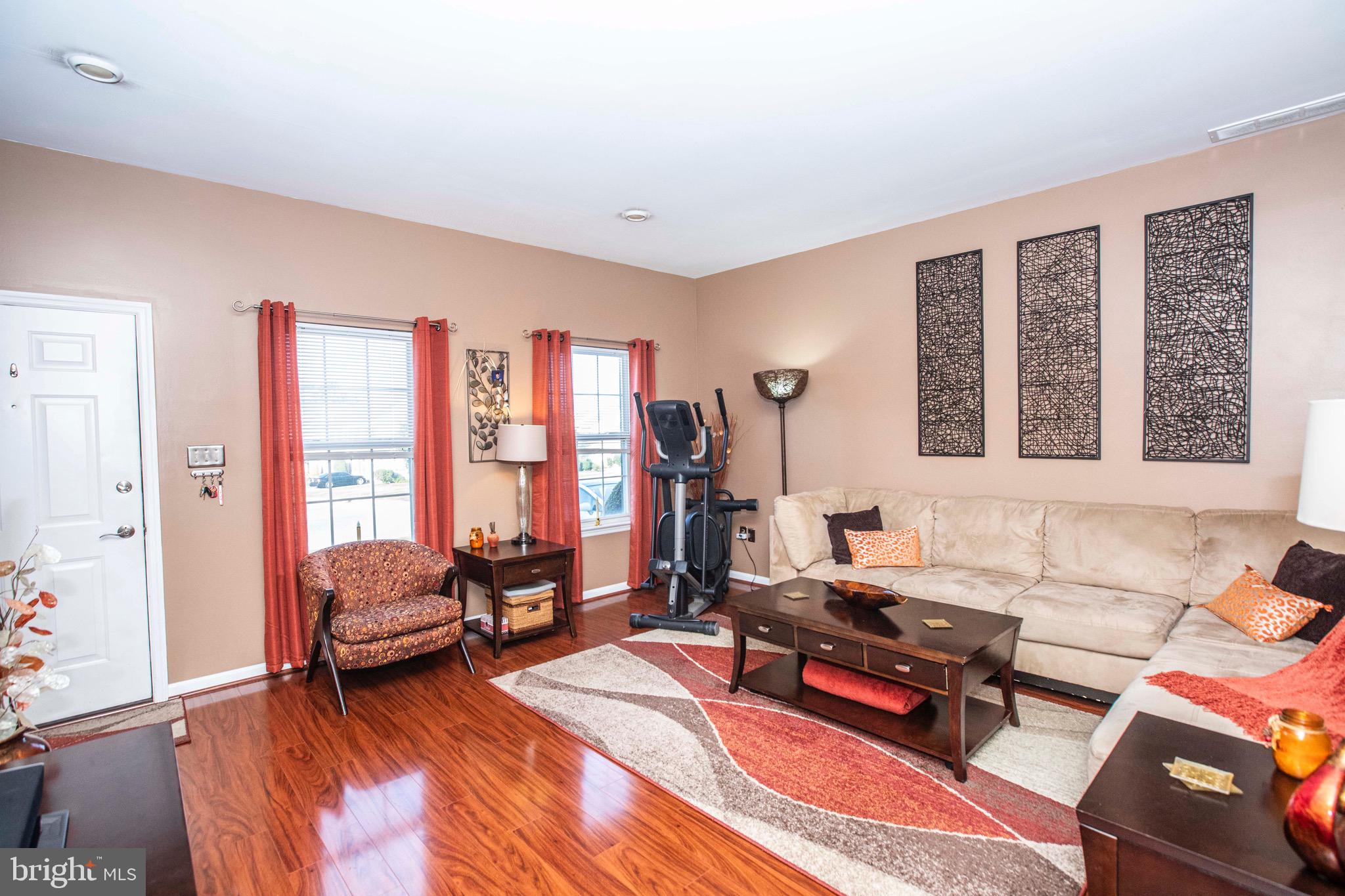 301 Barrington Drive Reading, PA 19607 - Photo 5 of 25 Gallery Image 5