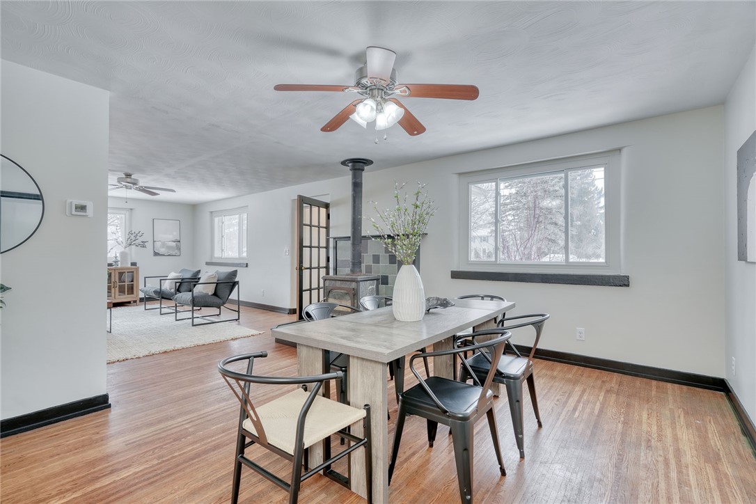 528 Whiting Road Webster, NY 14580 - Photo 12 of 50 FORMAL DINING