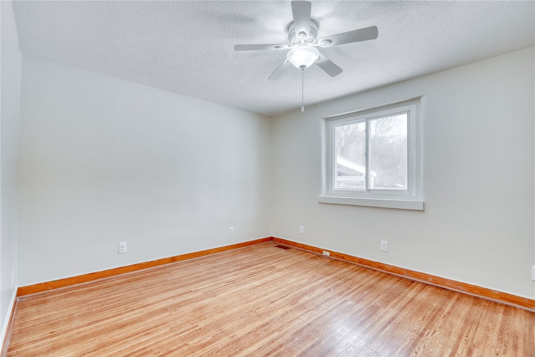 528 Whiting Road Webster, NY 14580 - Photo 25 of 50 BEDROOM #3