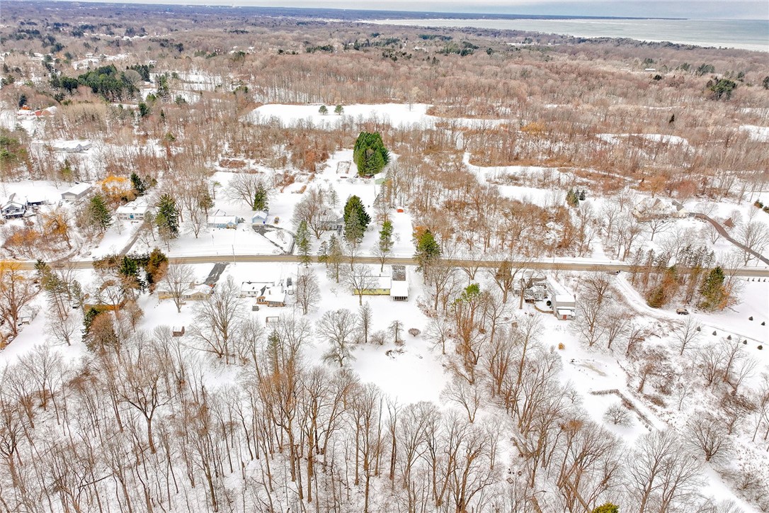 528 Whiting Road Webster, NY 14580 - Photo 45 of 50 AERIAL VIEW . . TO LAKE ONTARIO