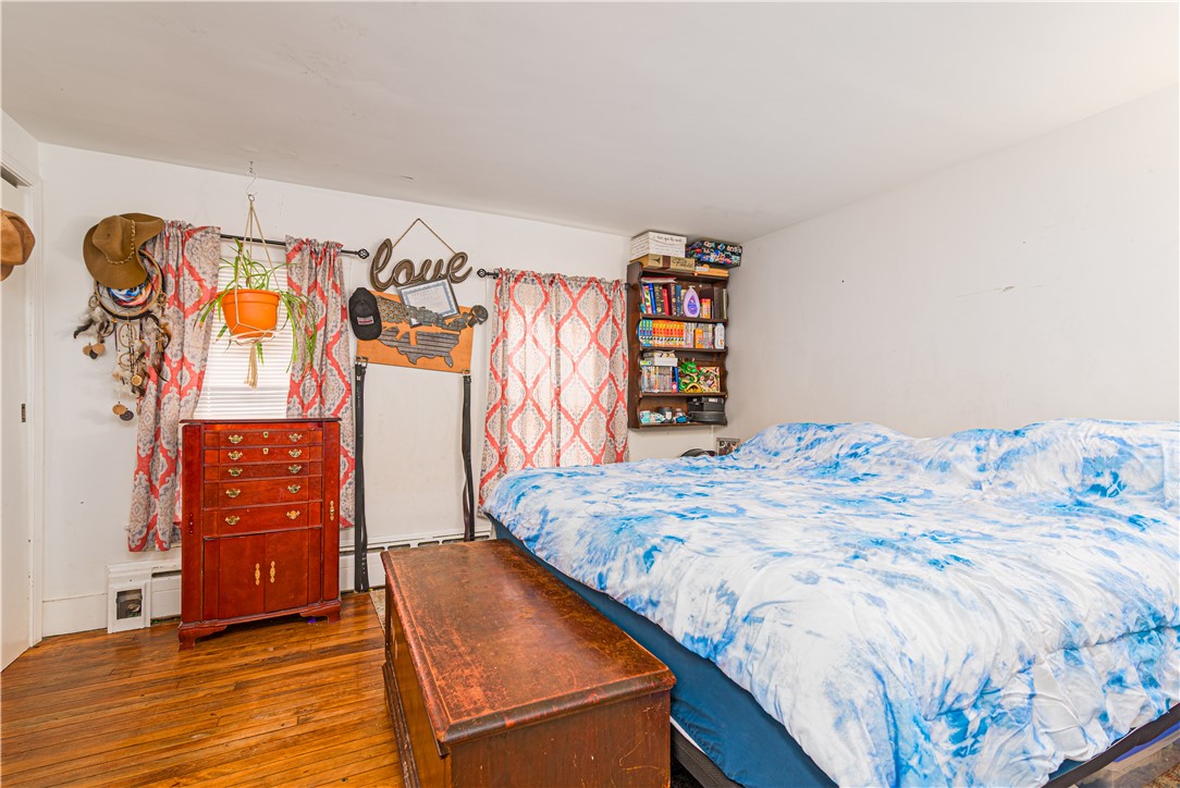 84 Pierce Street Westerly, RI 02891 - Photo 21 of 33