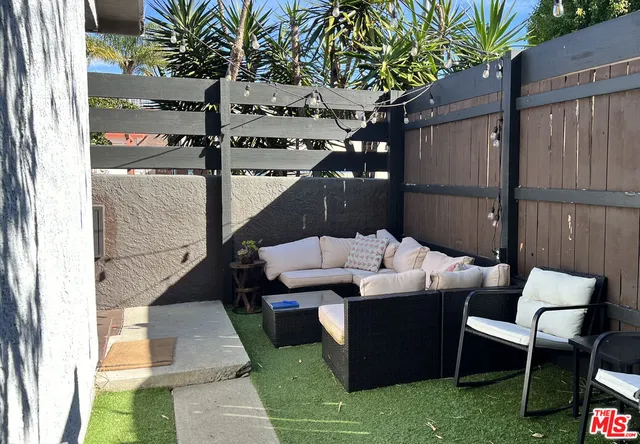 $5,600 | 813 5th Avenue, Venice, CA 90291