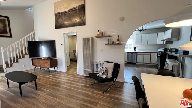 $5,600 | 813 5th Avenue, Venice, CA 90291