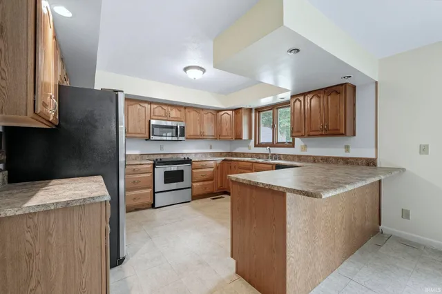 $210,000 | 906 East 49th Street, Marion, IN 46953