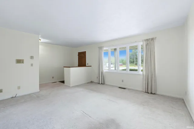 $210,000 | 906 East 49th Street, Marion, IN 46953