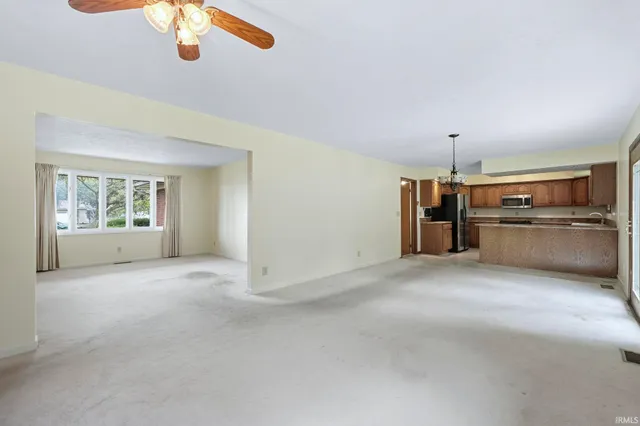 $210,000 | 906 East 49th Street, Marion, IN 46953