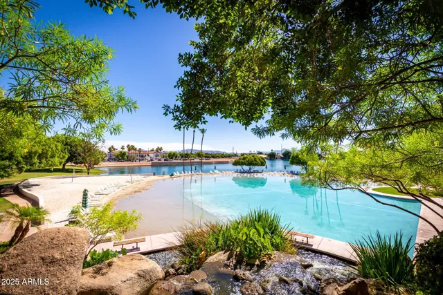 $1,695,000 | 1748 East Queen Palm Drive, Gilbert, AZ 85234