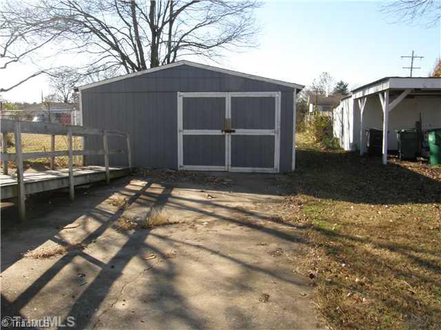 2402 Dane Street High Point, NC 27263 - Photo 2 of 6 Exterior Back.