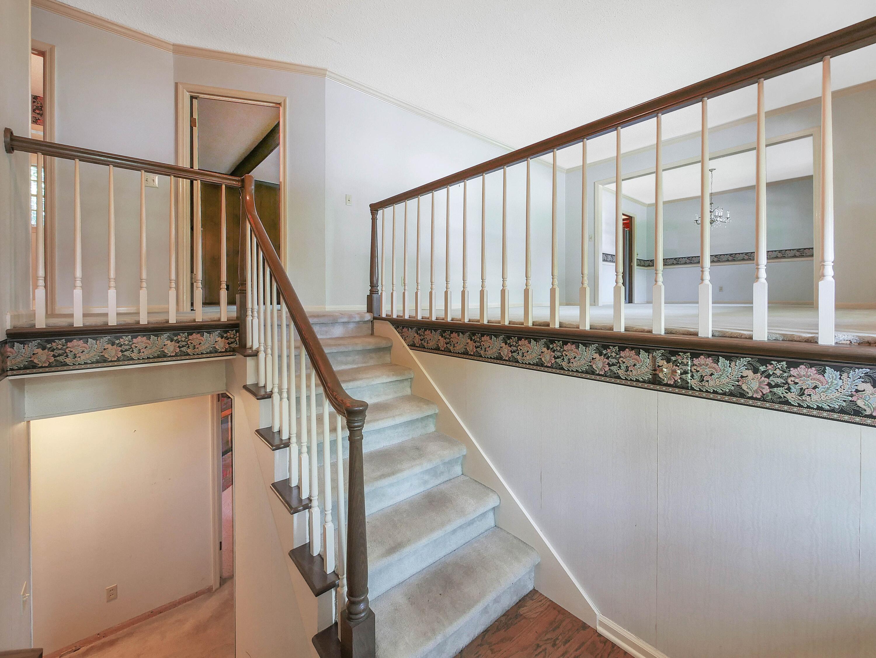 Split Foyer