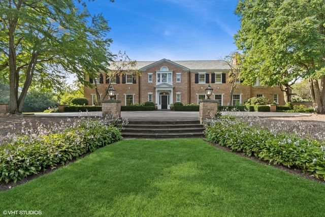 $2,699,000 | 2020 Knollwood Road, Lake Forest, IL 60045
