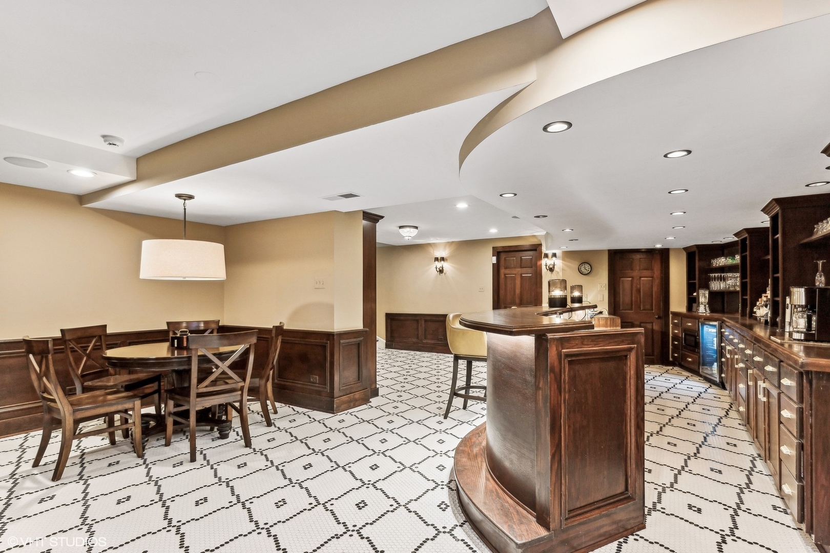 2020 Knollwood Road Lake Forest, IL 60045 - Photo 33 of 55