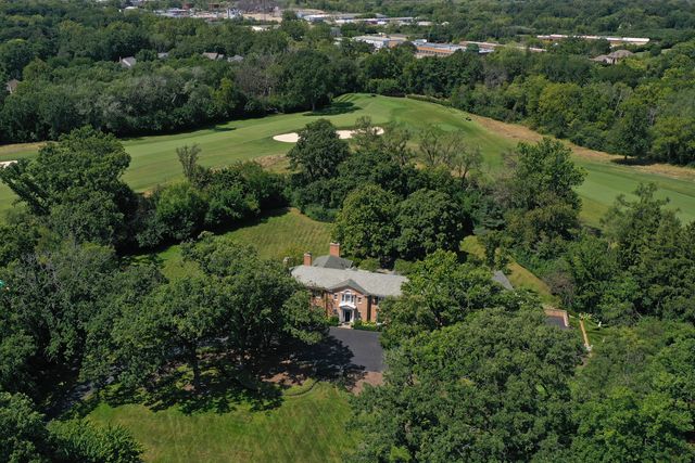 $2,699,000 | 2020 Knollwood Road, Lake Forest, IL 60045