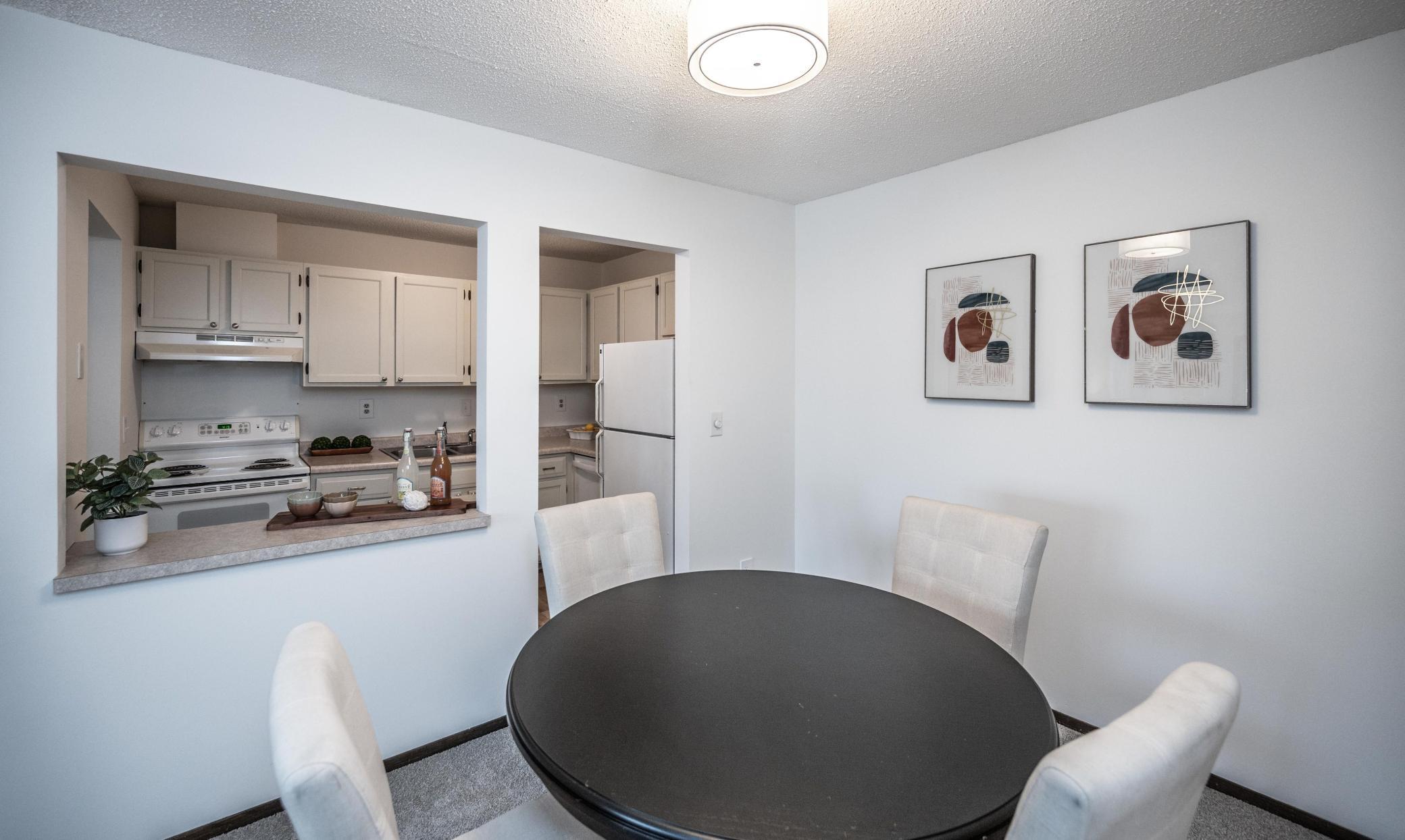 10301 Cedar Lake Road, Unit 320 Minnetonka, MN 55305 - Photo 5 of 28