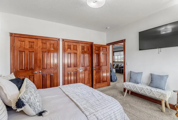 $1,199,000 | 6132 18th Street South, Fargo, ND 58104