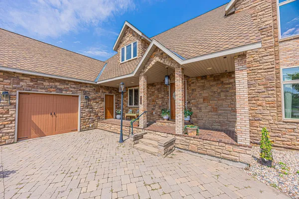 $1,199,000 | 6132 18th Street South, Fargo, ND 58104