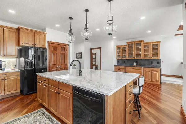 $1,199,000 | 6132 18th Street South, Fargo, ND 58104