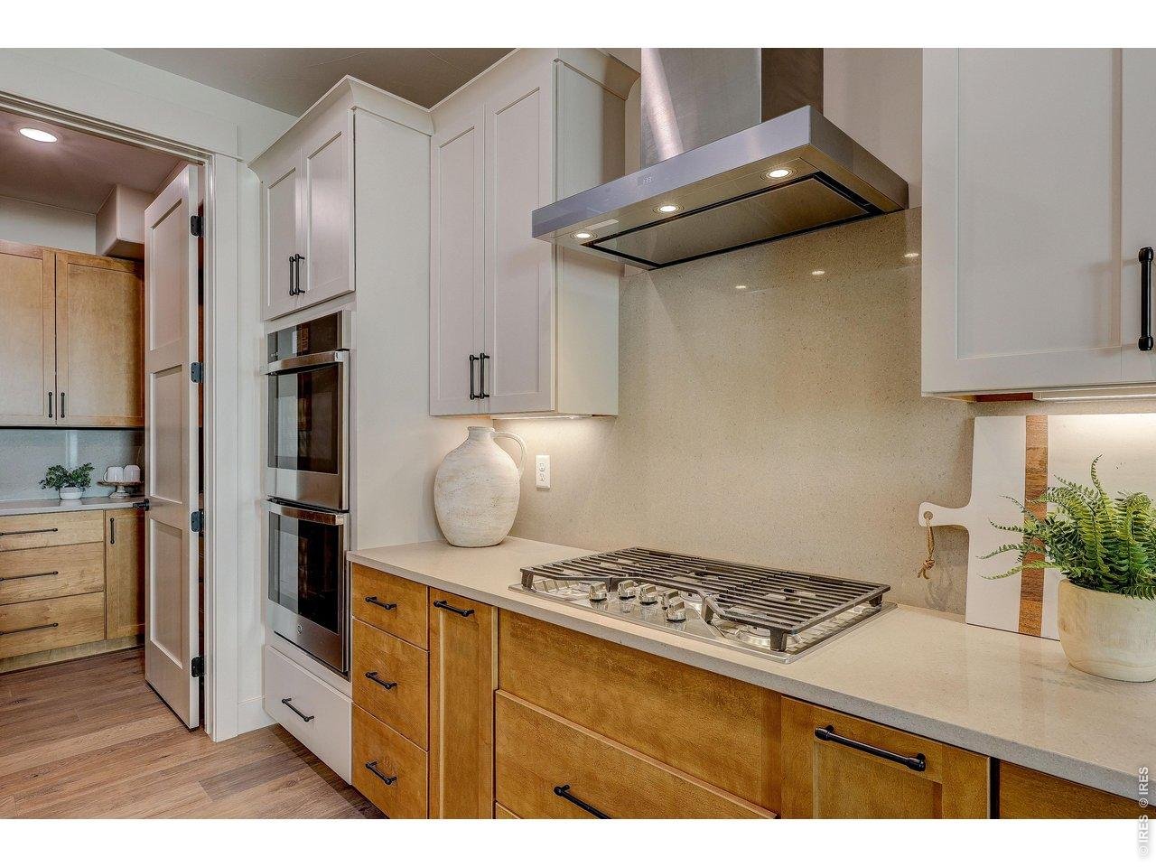 1298 Burt Avenue Berthoud, CO 80513 - Photo 11 of 49 Kitchen