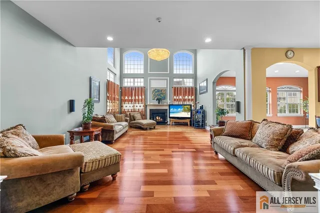 $1,499,999 | 6 Monet Court, Monmouth Junction, NJ 08852