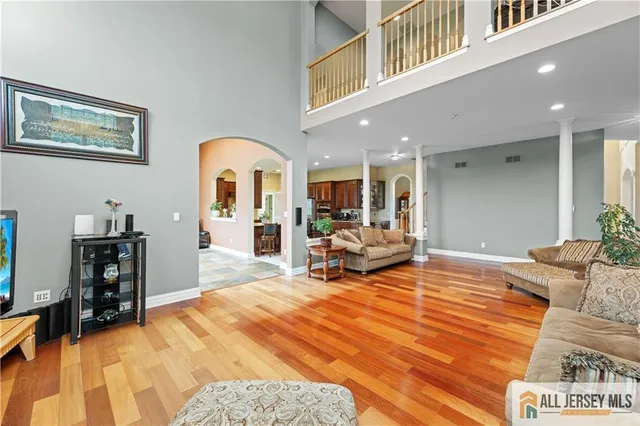 $1,499,999 | 6 Monet Court, Monmouth Junction, NJ 08852