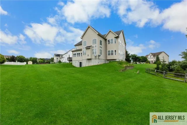 $1,499,999 | 6 Monet Court, Monmouth Junction, NJ 08852