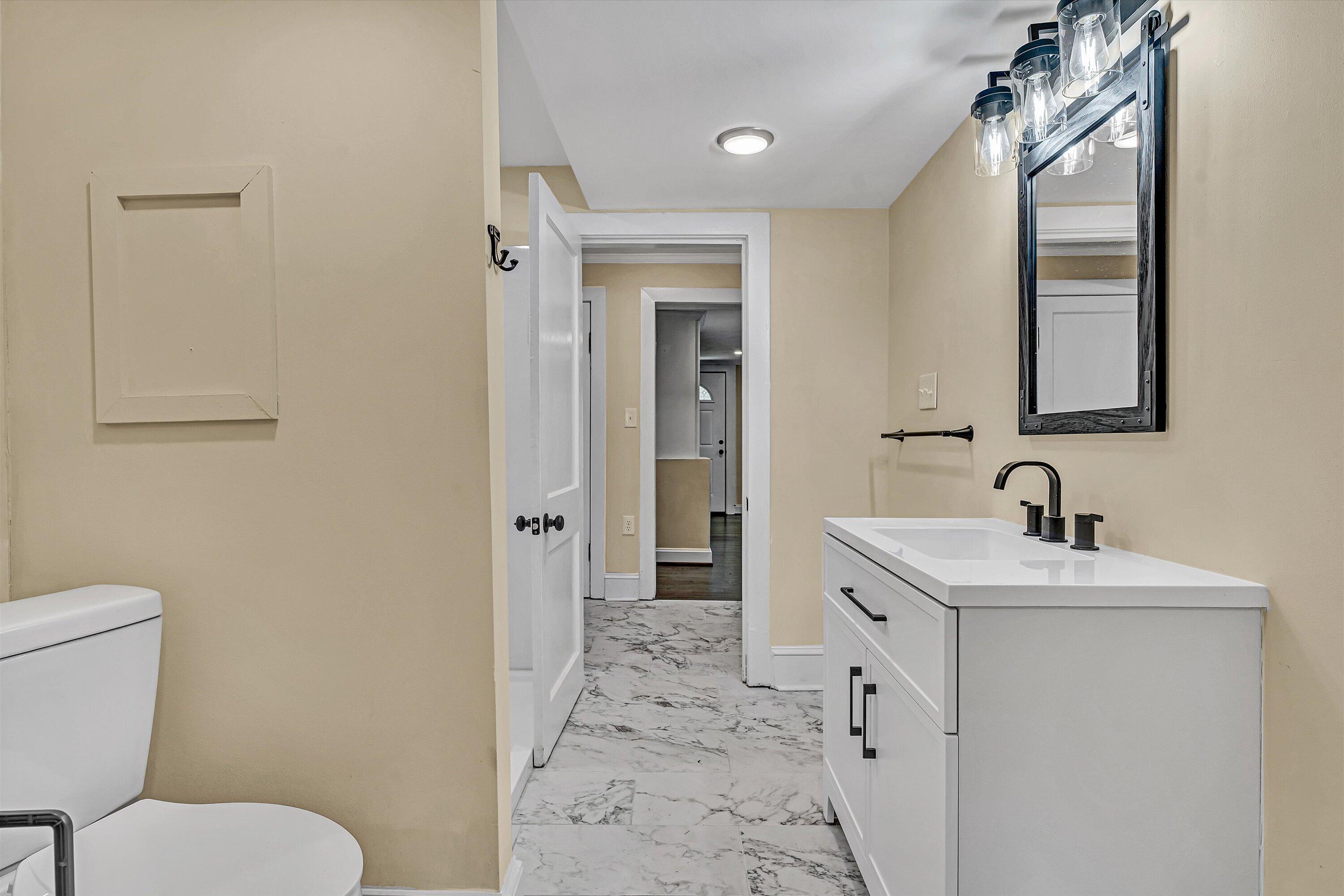 4714 Tobey Road Salem, VA 24153 - Photo 20 of 37 Bathroom