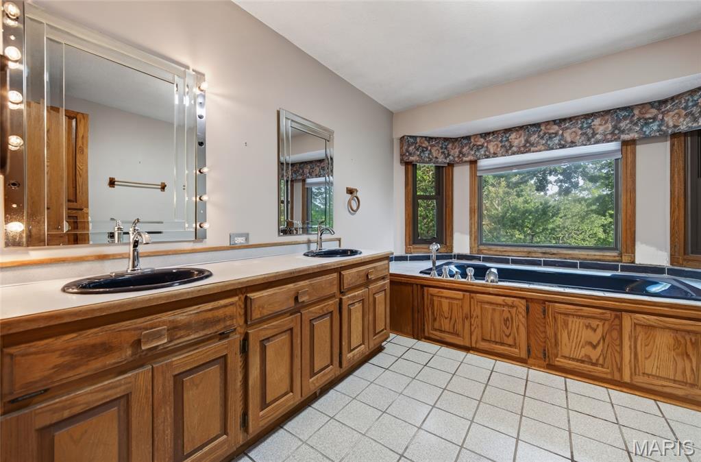 468 White Clover Road Strafford, MO 65757 - Photo 23 of 56