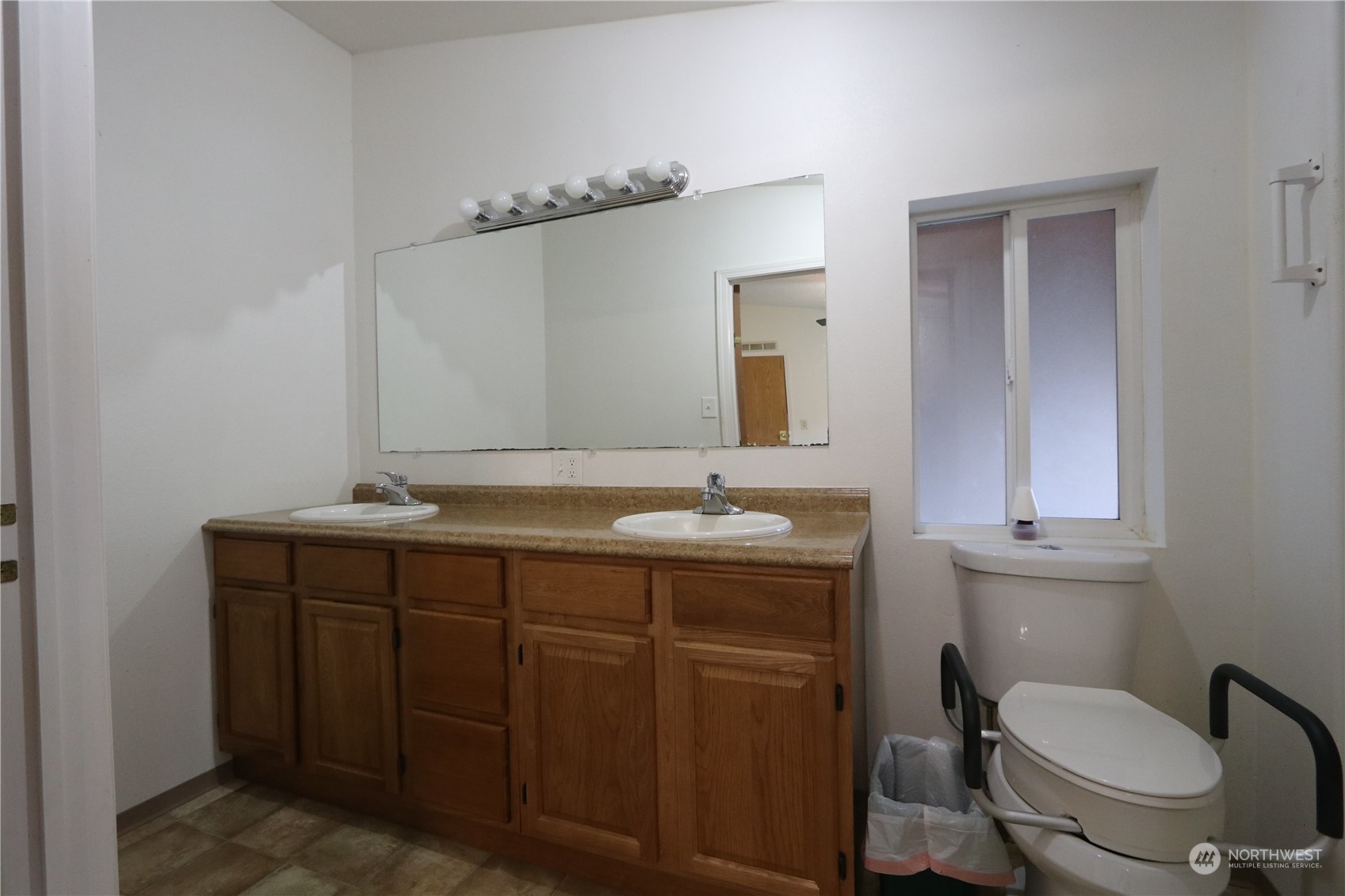 109 Halliday Road, Unit 7 Centralia, WA 98531 - Photo 14 of 28 Gallery Image 14
