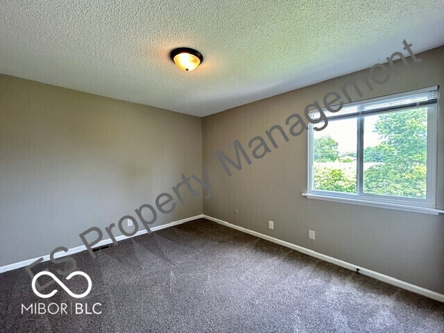 6627 Live Oak Road Indianapolis, IN 46214 - Photo 27 of 35