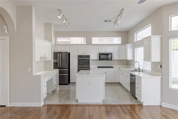 $659,000 | 2084 Eaglepath Circle, Henderson, NV 89074