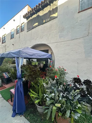 $1,199,000 | 4291 Garthwaite Avenue, Los Angeles, CA 90008