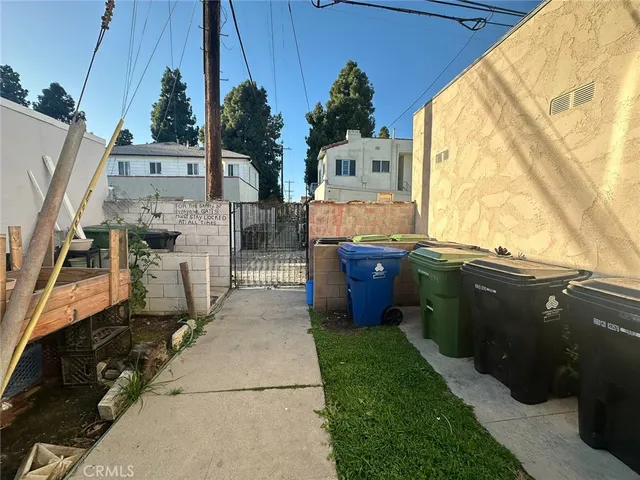 $1,199,000 | 4291 Garthwaite Avenue, Los Angeles, CA 90008