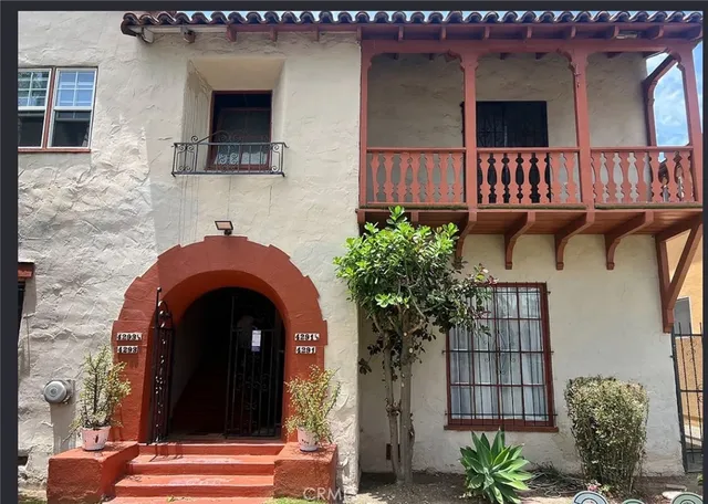 $1,199,000 | 4291 Garthwaite Avenue, Los Angeles, CA 90008