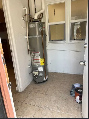 $1,199,000 | 4291 Garthwaite Avenue, Los Angeles, CA 90008