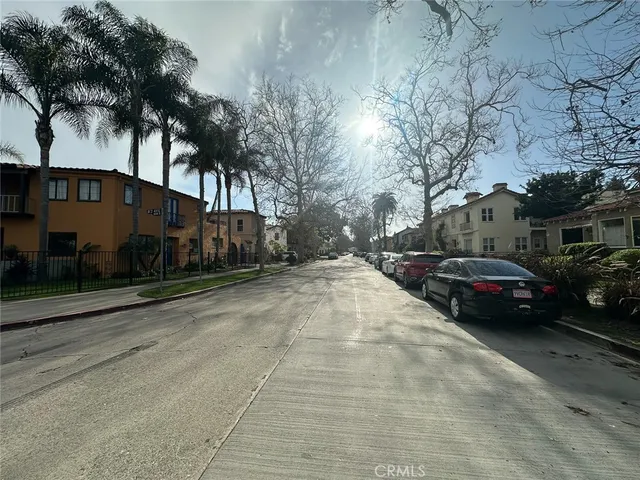 $1,199,000 | 4291 Garthwaite Avenue, Los Angeles, CA 90008