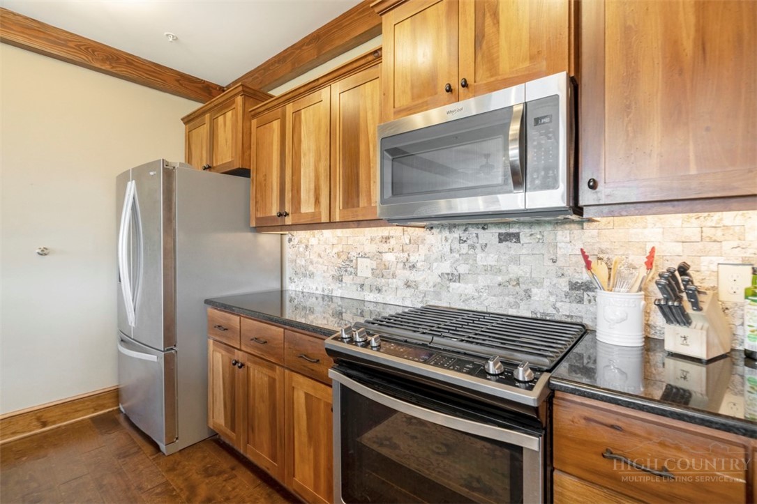 171 Falcon Trace, Unit C411 Boone, NC 28607 - Photo 5 of 45