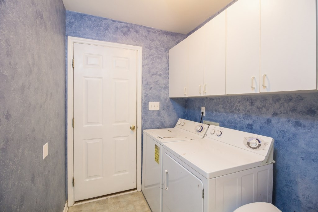 5914 Forest Ridge Drive Durham, NC 27713 - Photo 12 of 25 Laundry