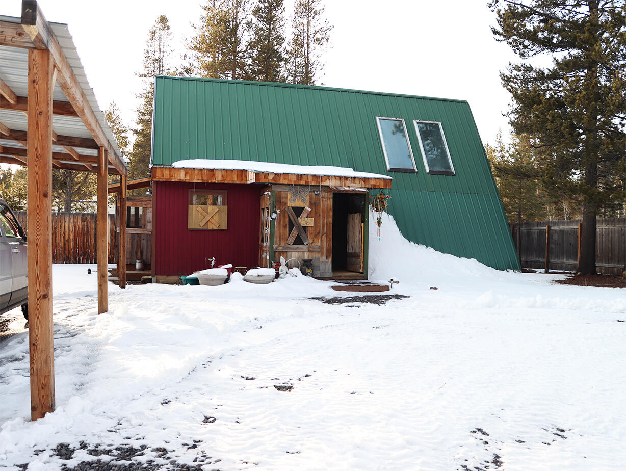 736 Crescent Cutoff Road Crescent, OR 97733 - Photo 2 of 22 2