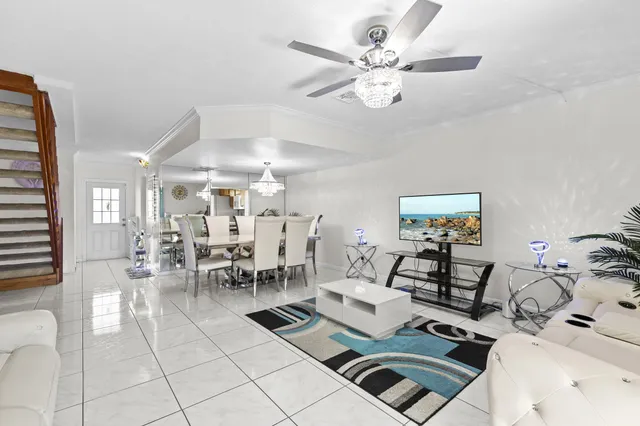 $369,900 | 218 Foxtail Drive, Unit B, Greenacres, FL 33415