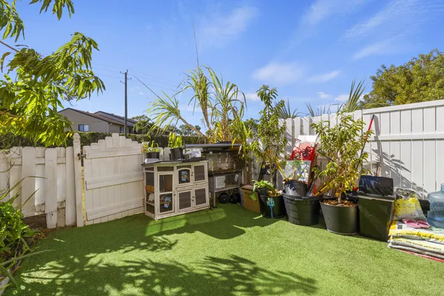 $369,900 | 218 Foxtail Drive, Unit B, Greenacres, FL 33415