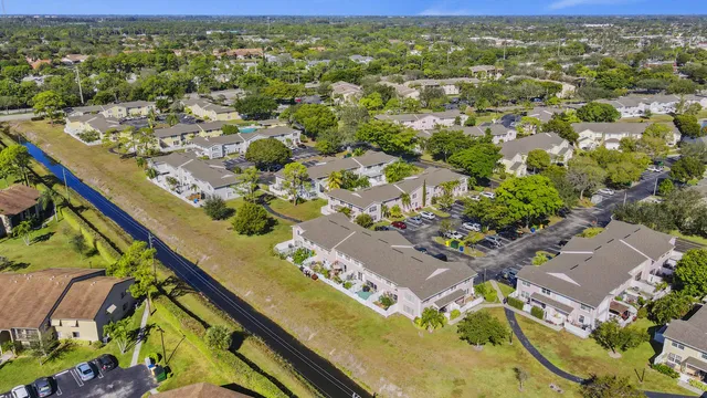 $369,900 | 218 Foxtail Drive, Unit B, Greenacres, FL 33415