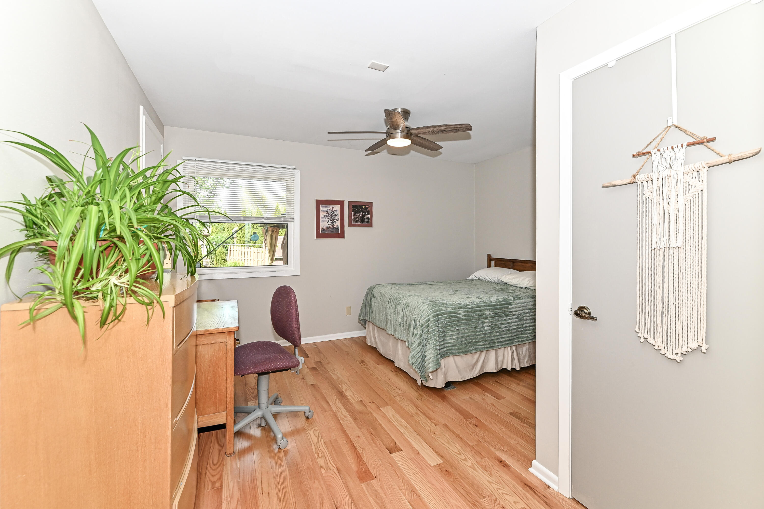 4265 South 68th Street Greenfield, WI 53220 - Photo 16 of 38 S 68th-27