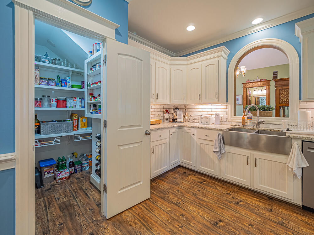 2860 Porcher Drive Sumter, SC 29150 - Photo 30 of 61 Pantry