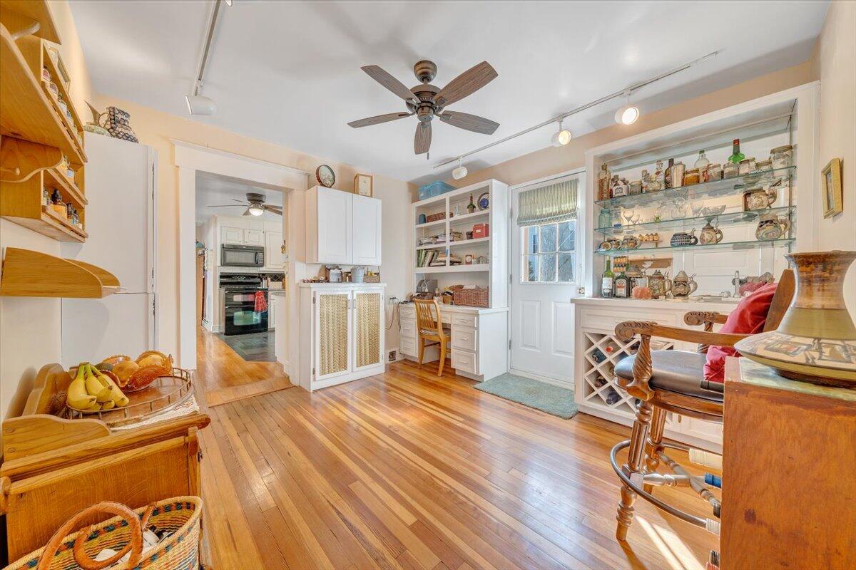 1826 Arlington Road Southwest Roanoke, VA 24015 - Photo 13 of 54 13-MIB03588