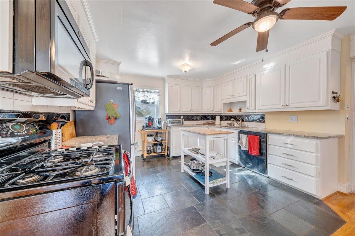 1826 Arlington Road Southwest Roanoke, VA 24015 - Photo 18 of 54 18-MIB03603