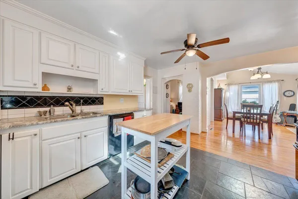 $620,000 | 1826 Arlington Road Southwest, Roanoke, VA 24015