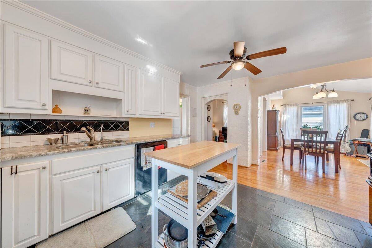 1826 Arlington Road Southwest Roanoke, VA 24015 - Photo 19 of 54 19-MIB03606