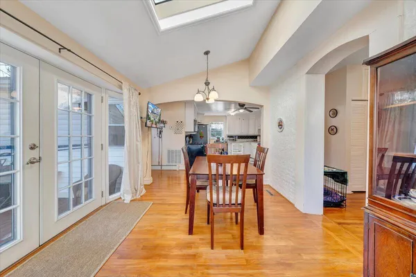 $620,000 | 1826 Arlington Road Southwest, Roanoke, VA 24015