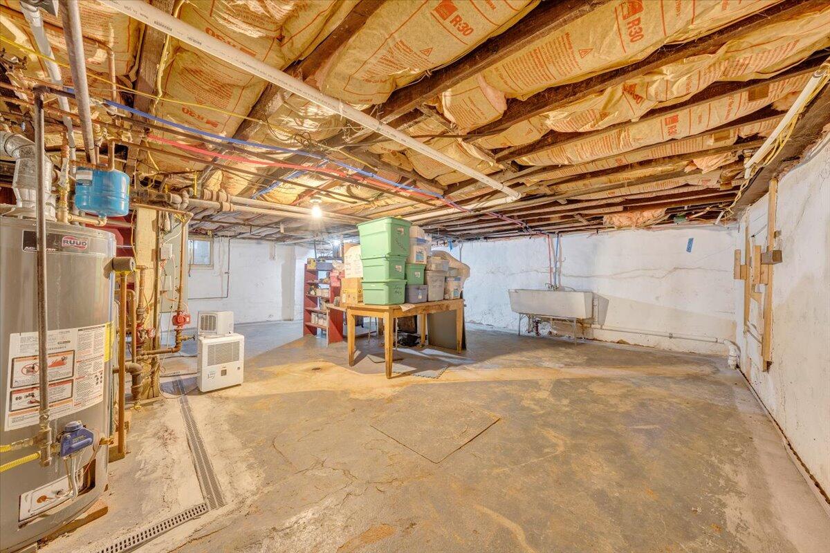 1826 Arlington Road Southwest Roanoke, VA 24015 - Photo 46 of 54 46-MIB03687