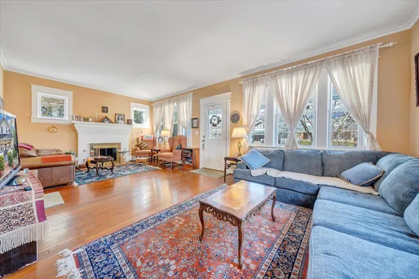 $620,000 | 1826 Arlington Road Southwest, Roanoke, VA 24015
